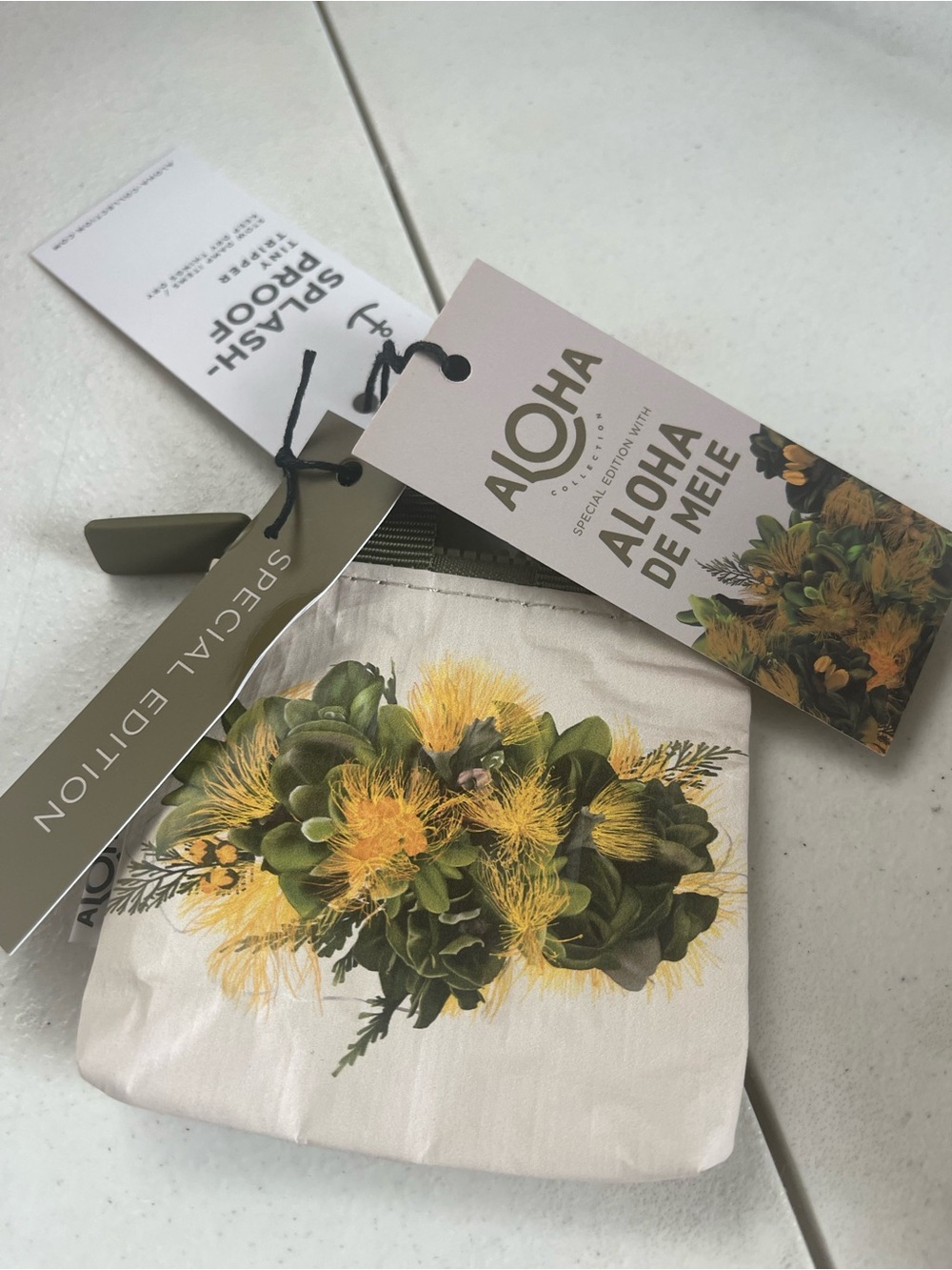 ALOHA Collection Floral Coin Pouch - Cream & Green with Yellow Flowers
